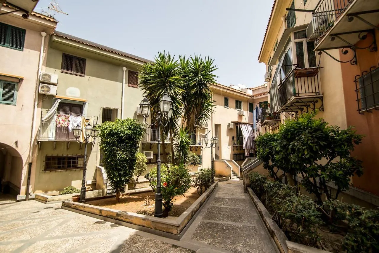 Zucchero E Limone Apartment Palermo Italy
